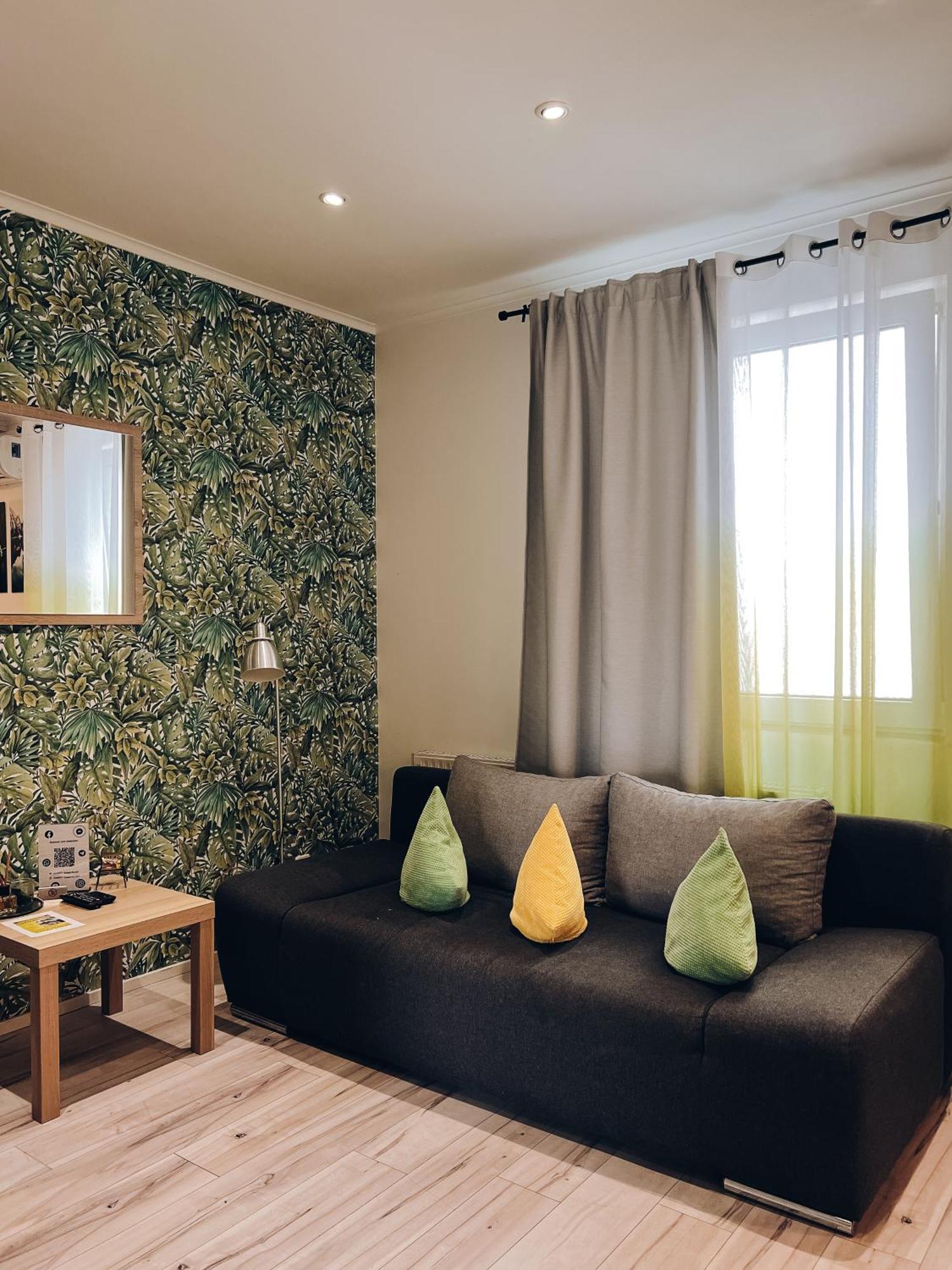Neuwertiges Apartment Mit Kostenlose Privatparkplatz Auch Fuer Transporter Geeignet R1 Freiberg am Neckar Bagian luar foto